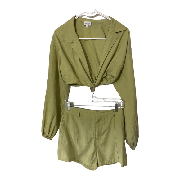 Le Lis womens crop top and short set. Light green. Size Small. Light green - Picture 2 of 10